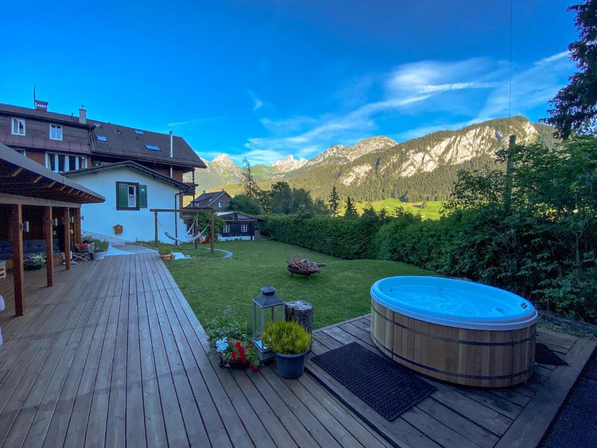 Family B&B Le Vieux Chalet シャトー・デー エクステリア 写真