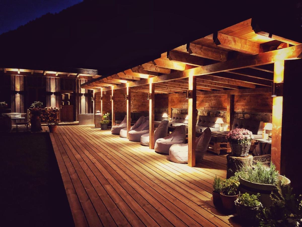 Family B&B Le Vieux Chalet シャトー・デー エクステリア 写真