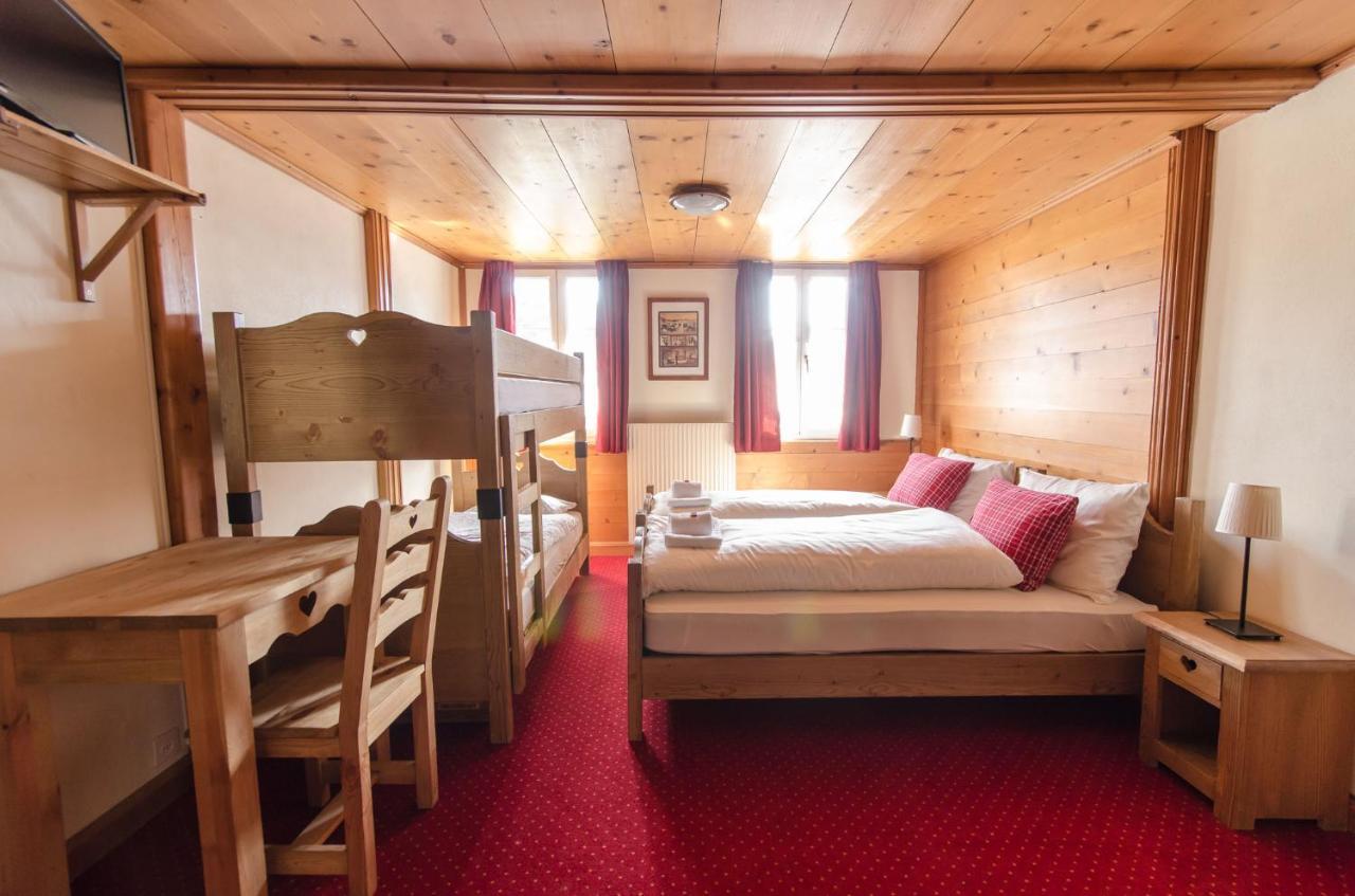 Family B&B Le Vieux Chalet シャトー・デー エクステリア 写真