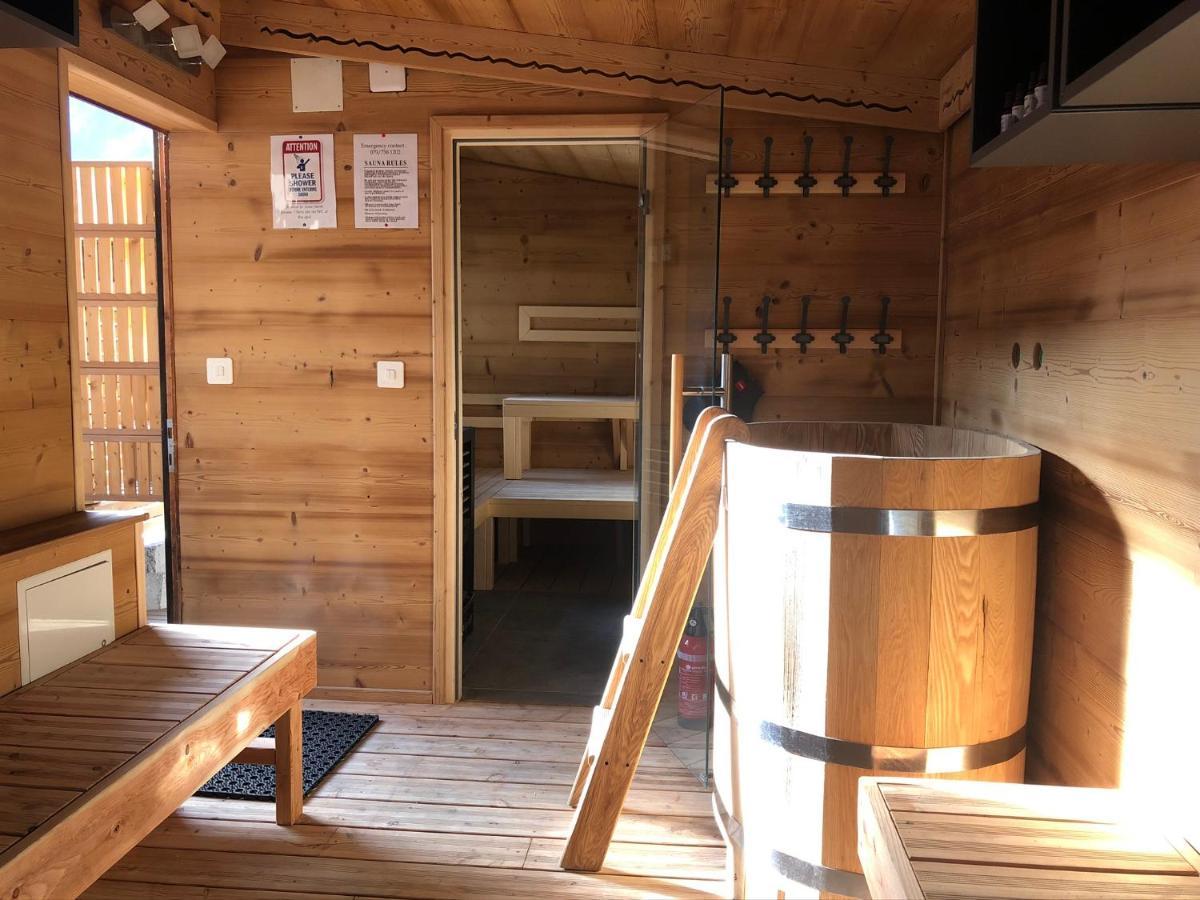 Family B&B Le Vieux Chalet シャトー・デー エクステリア 写真