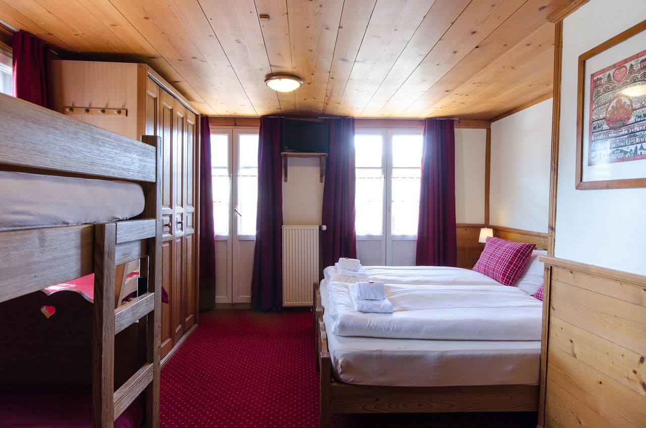 Family B&B Le Vieux Chalet シャトー・デー エクステリア 写真
