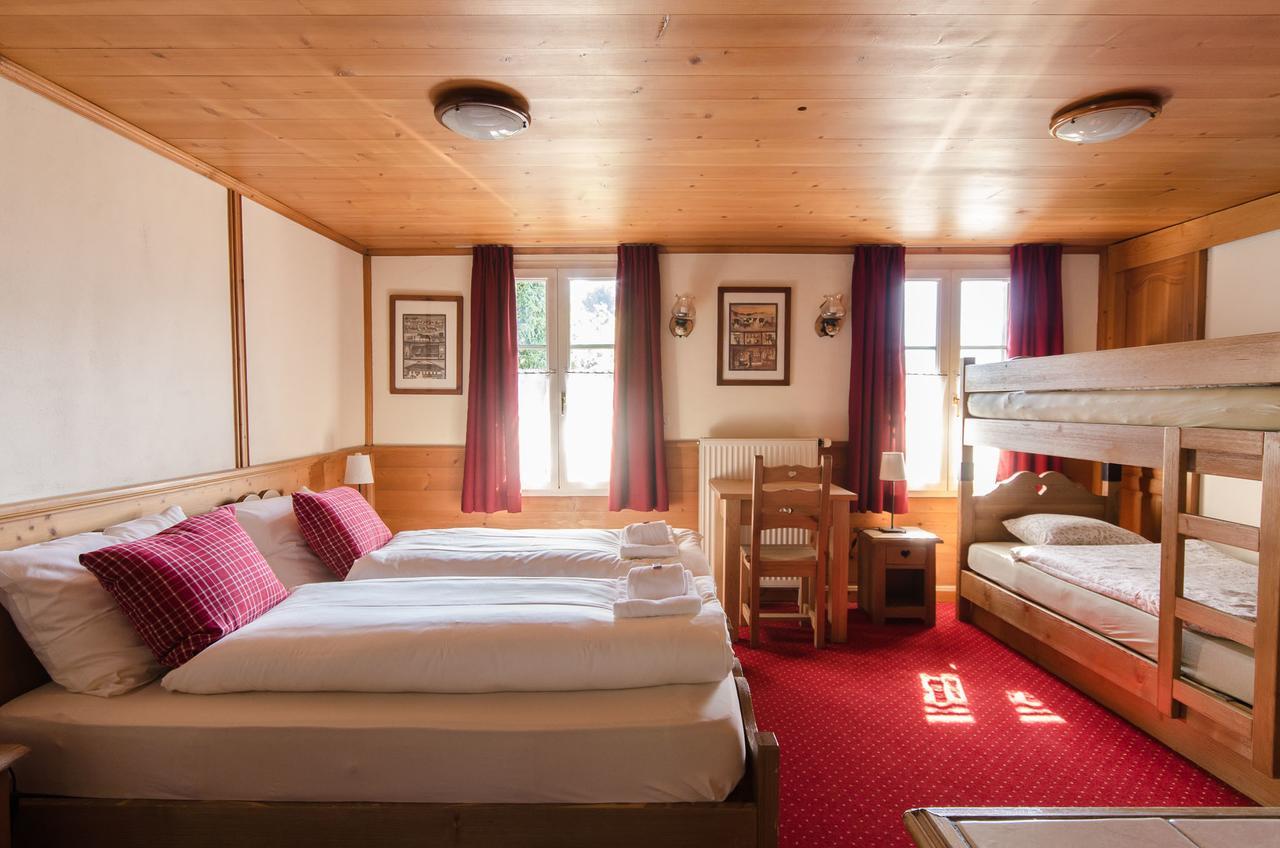 Family B&B Le Vieux Chalet シャトー・デー エクステリア 写真